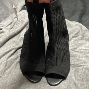 Black open toe elastic bootie
